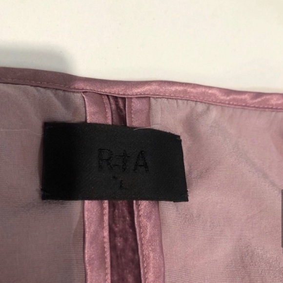 Pink Camisole Top with V-Neckline and Spaghetti Straps - Picture 11 of 15